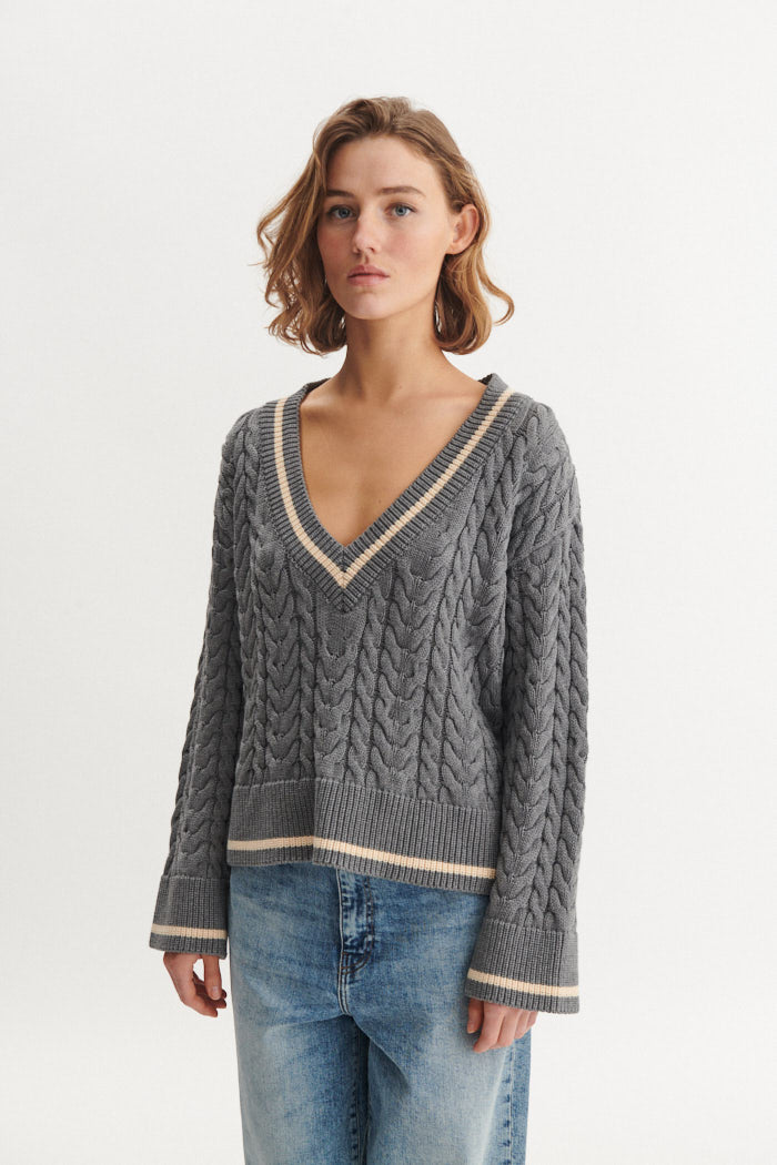 Basic Apparel Ally Cable Sweater Sweaters 025 Grey Mel.