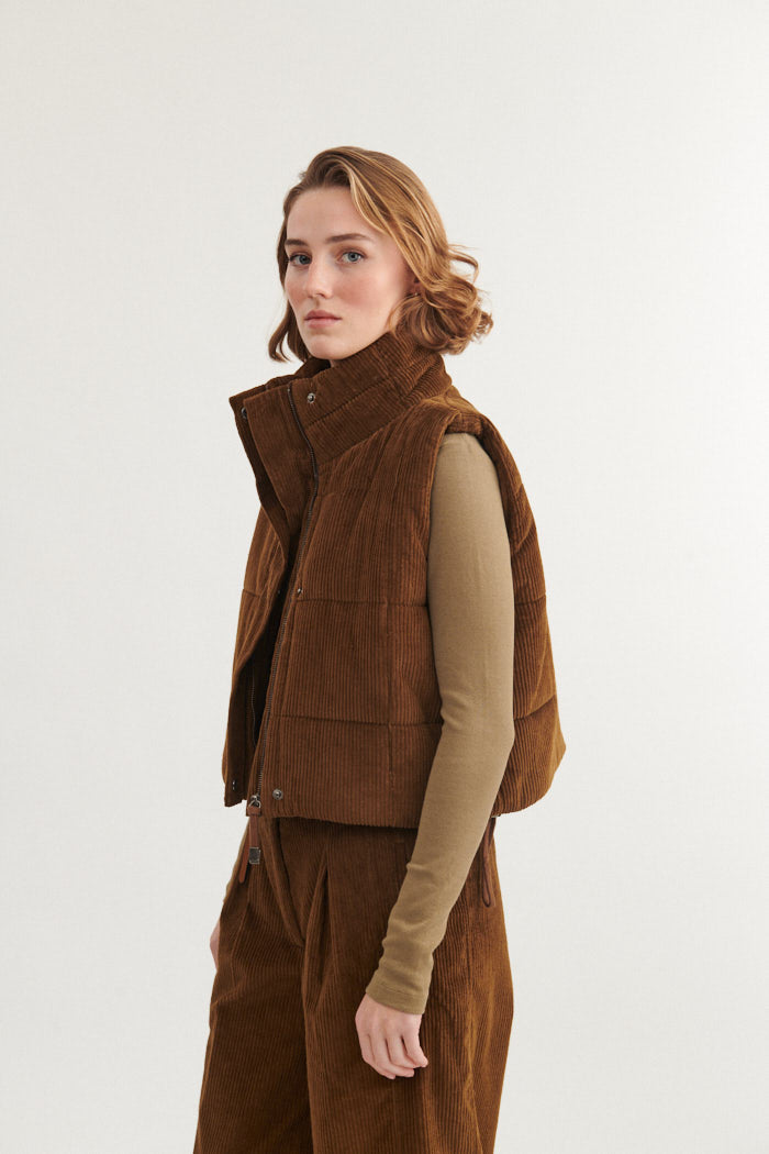 Basic Apparel Isa Vest Vests 620 Desert palm