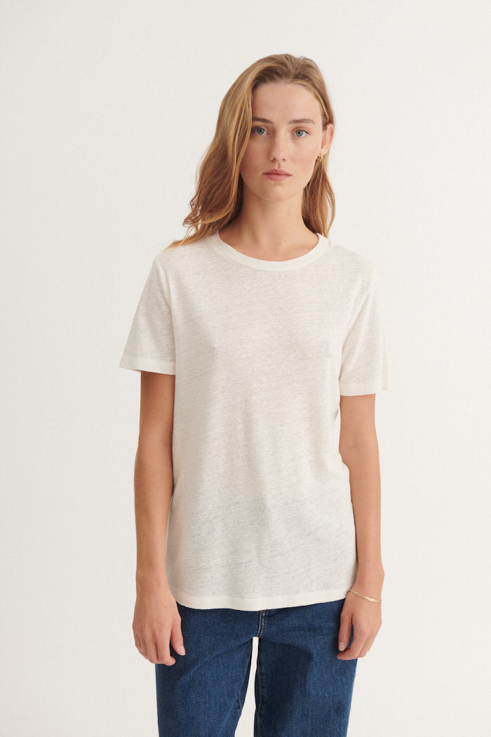 Basic Apparel Kali Tee T-shirts 003 Off White