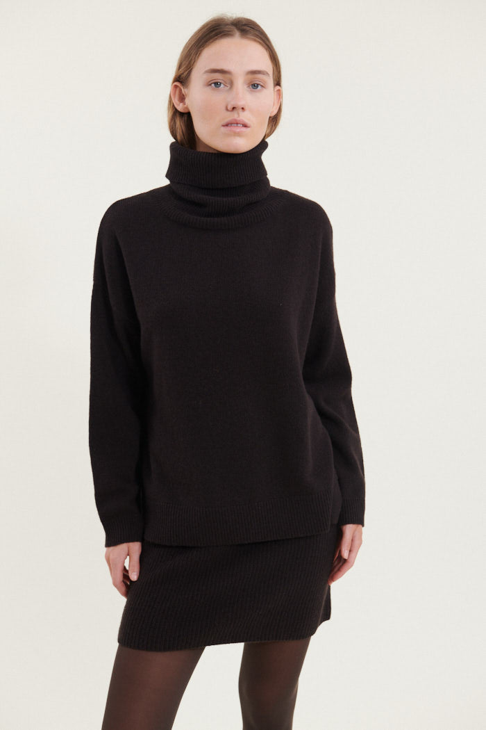 TURTLENECKS
