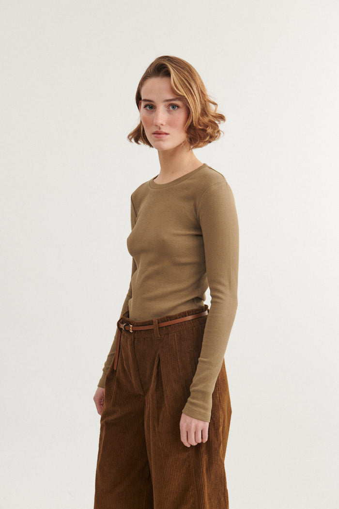 Basic Apparel Ludmilla LS Tee T-shirts 181 Capers Green