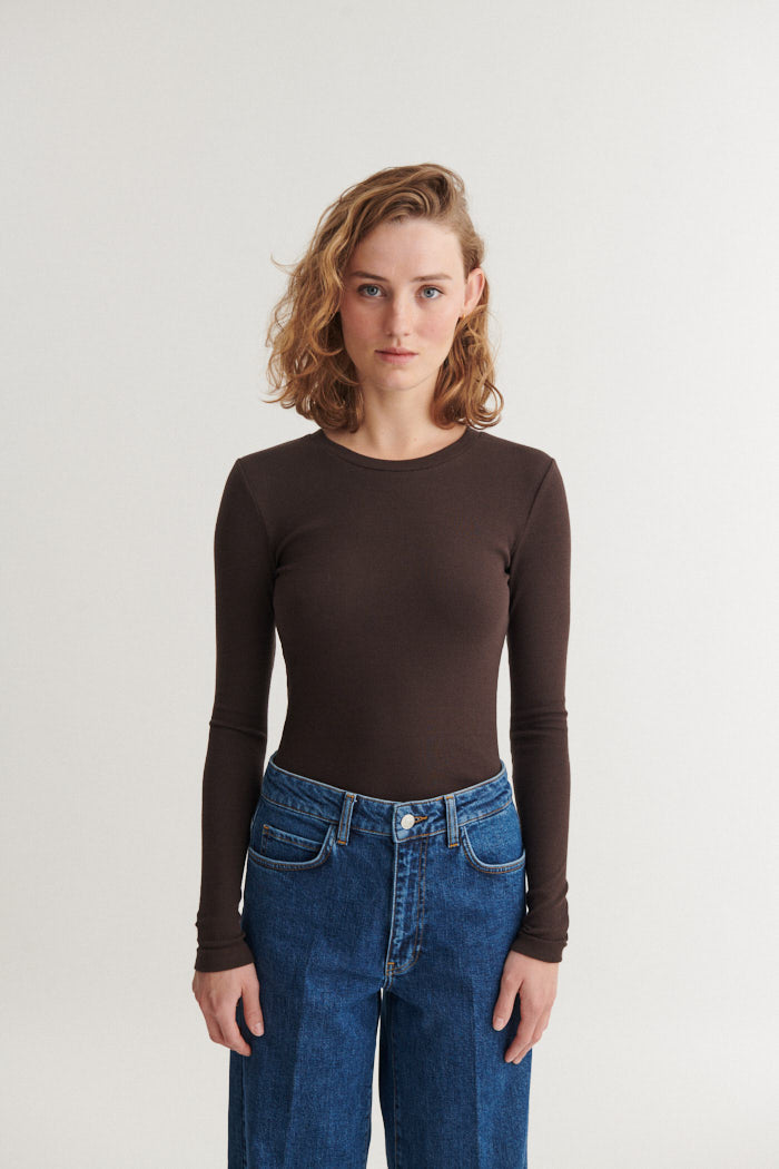 Basic Apparel Ludmilla LS Tee T-shirts 709 Chocolate torte