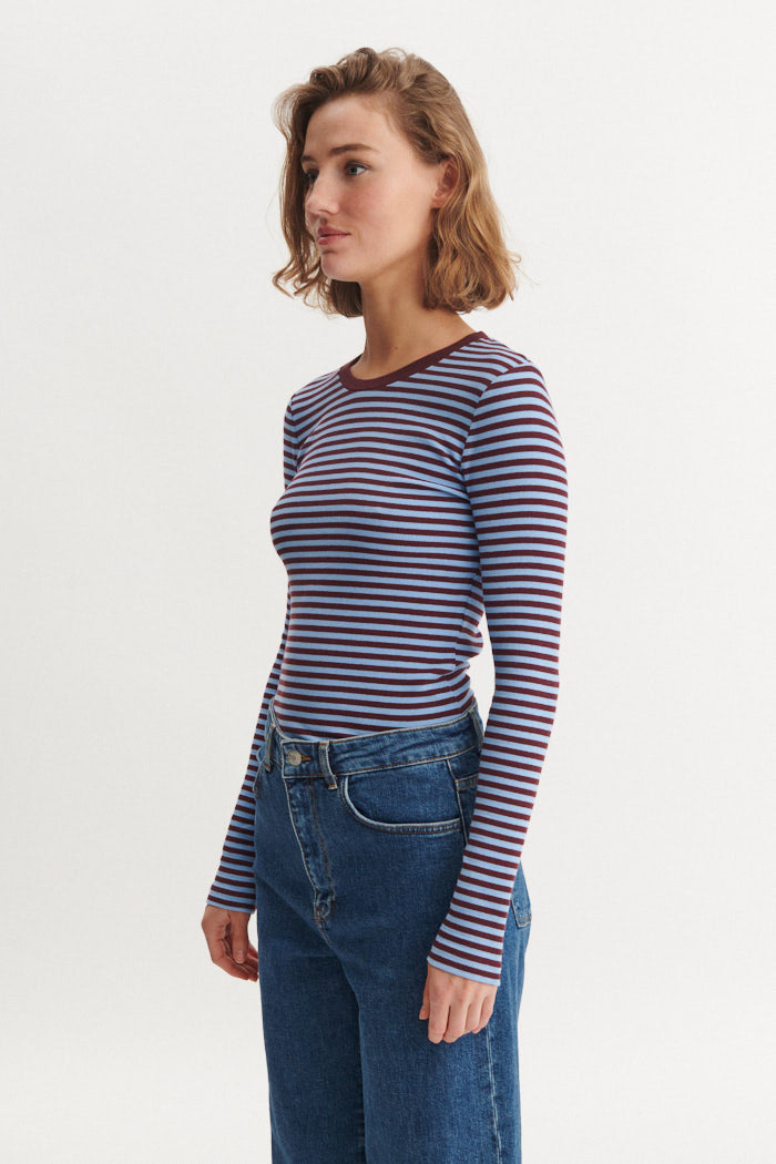 Basic Apparel Ludmilla LS Tee T-shirts 839 Bordeaux / Frozen fjord