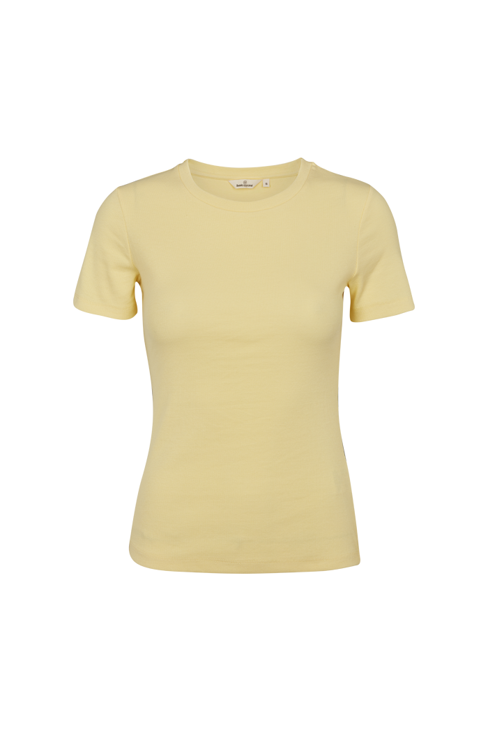 Basic Apparel Ludmilla O-Neck T-shirts 177 Custard