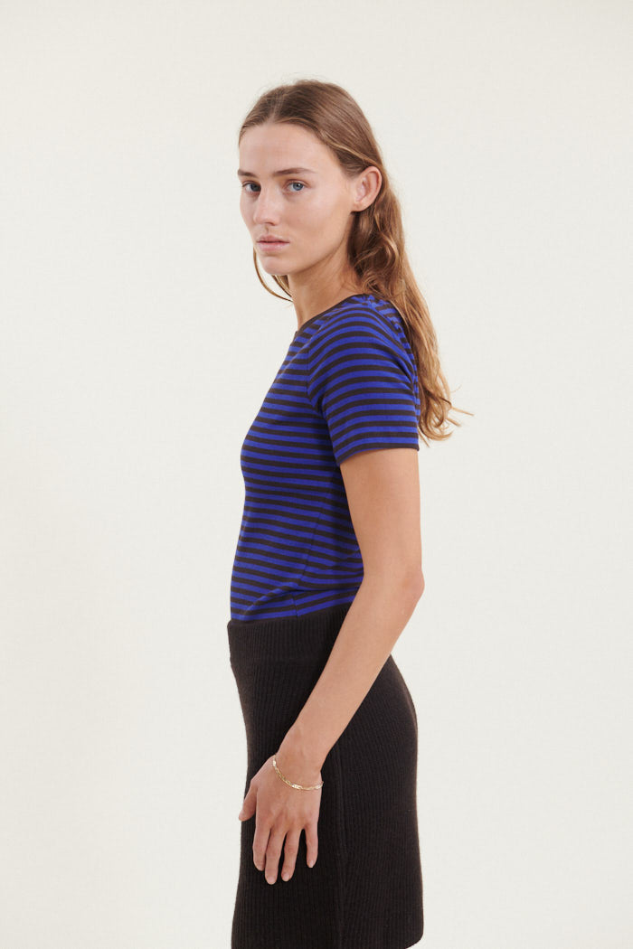 Basic Apparel Ludmilla O-Neck T-shirts 738 Chocolate torte/Clematis blue