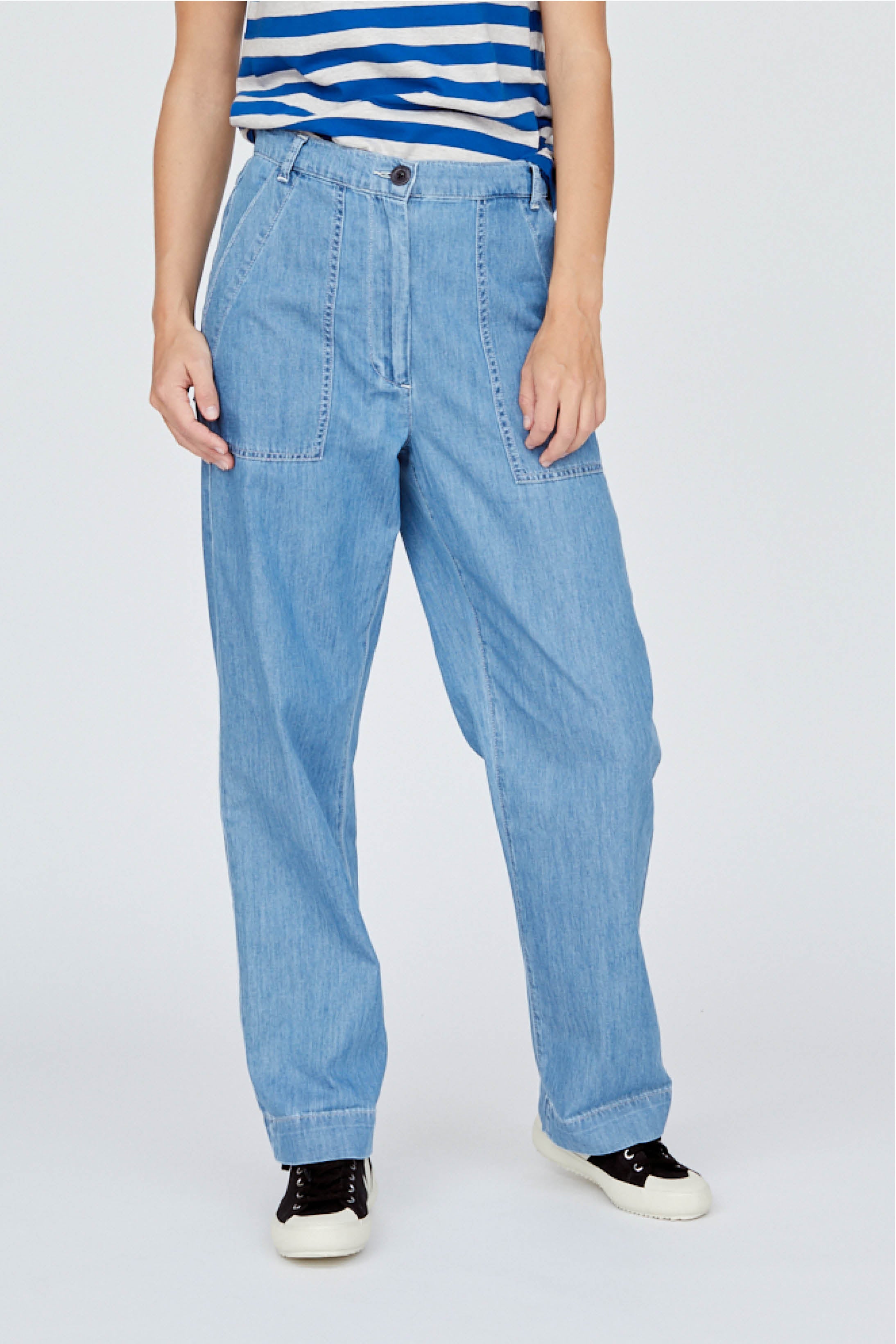 Basic Apparel Rose Cargo Jeans Jeans 364 Faded Denim