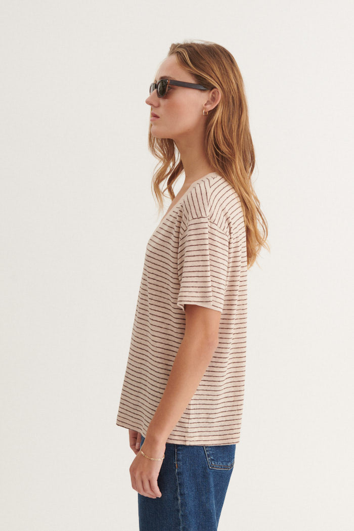 Basic Apparel Ryda Stripe V-Neck Tee T-shirts 788 Smoke gray / carafe