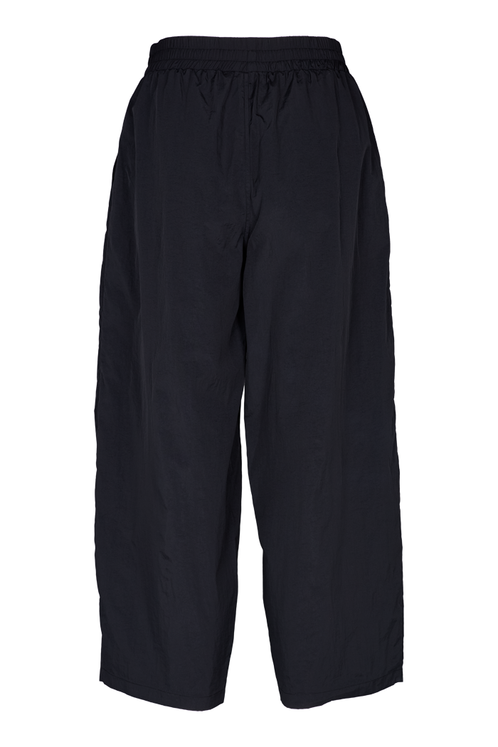 Basic Apparel Viola Cropped Pants Bukser 001 Black